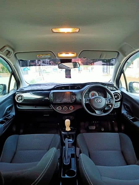 Toyota Vitz 1.0 Safety Edition 3 Top of the Line Variant Pearl White 13