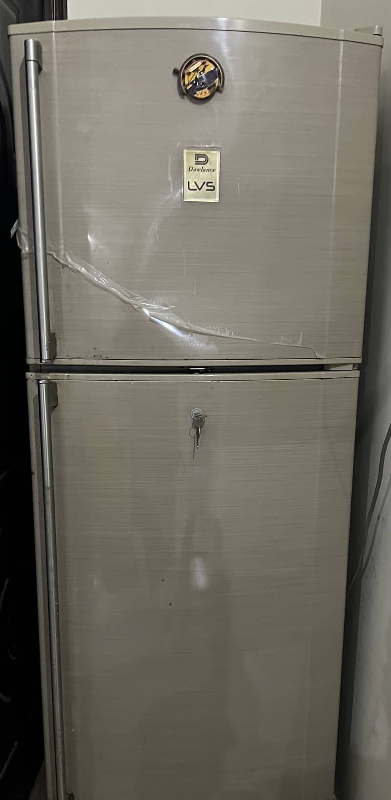 Good condition Downlance LVS Refrigerator 0