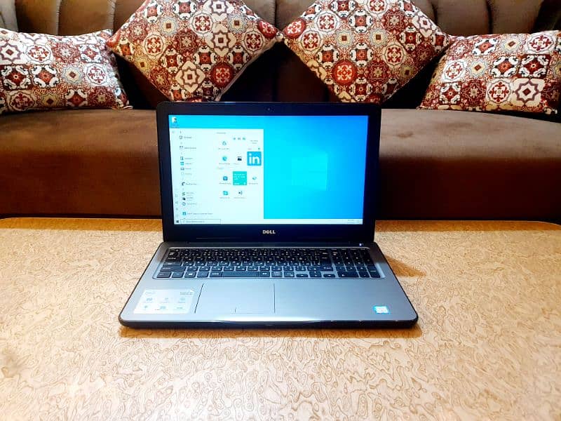 Laptop DELL i3, 7th Gen | Condition 10/10 | Style with Performance 8