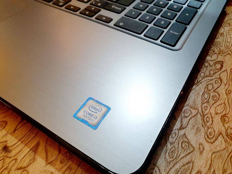 Laptop DELL i3, 7th Gen | Condition 10/10 | Style with Performance 4