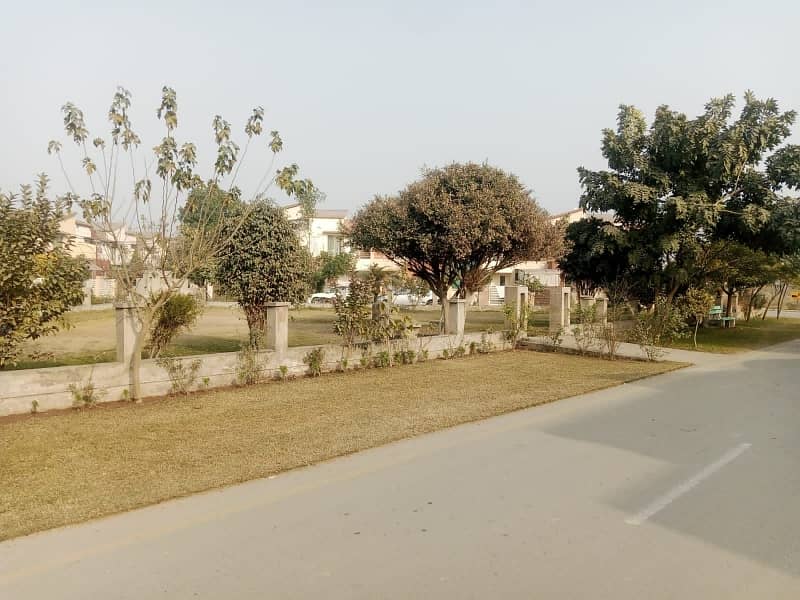 5 Marla Plots In LDA Approved And Most Ideal Location Of Ferozpur Road,Metro Station &Amp; Ring Road. 16