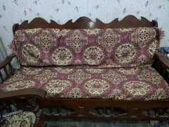 High quality wooden 5 Seater Sofa Set for Sale at a reasonable price