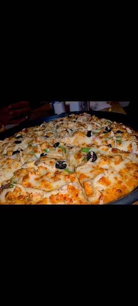 I need job pakistani chienese fast food pizza 8