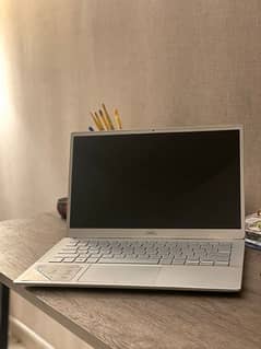 Dell Inspiron - Laptop 0