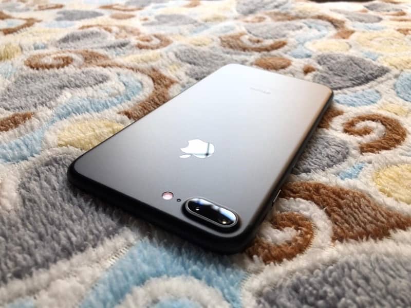 BRAND NEW Condition iPhone 7Plus 128gb Matt Black with BOX PTA APPROVE 2