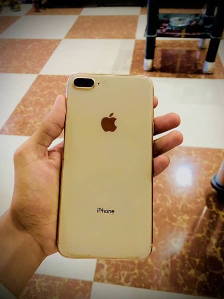 iPhone 8+ 64gb bettry health 75 service non pta approved 2