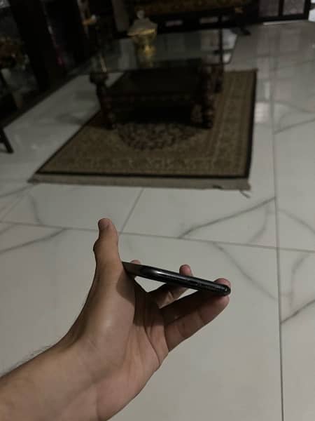 iphone 11 pro max NON PTA 64 GB 10/9.5 condition 9