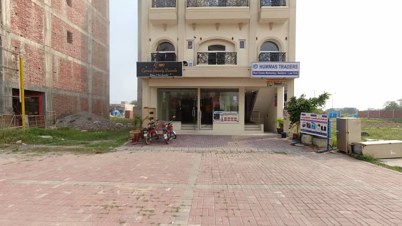 430 Sqft Shop On Ground Floor Available For Rent In Red Sun Height Dream Gardens Lahore 1