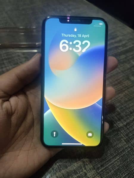 i phone x pta apprpved only whatsapp 4