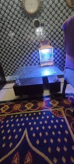 very good condition center table 9mm glass