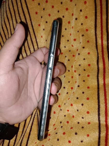 radmi note 9 pro 6/128 with box changer 5