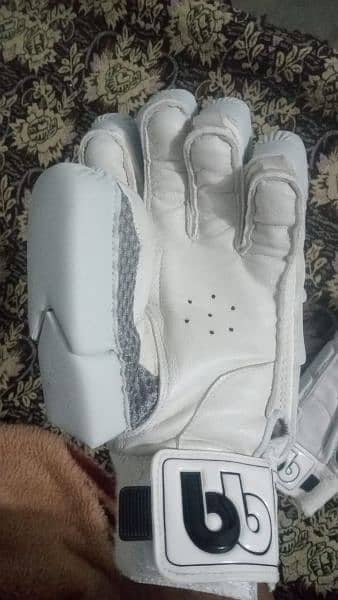 lefty player gloves 2