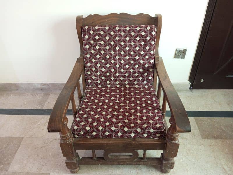 3+1+1 SofaSet + center table | keekar wood Traditional design 1