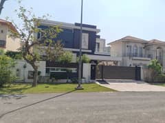 1 kanal Luxury HOUSE WITH FULL BASMENT and FACING PARK Modren Bungalow In Phase 5 0