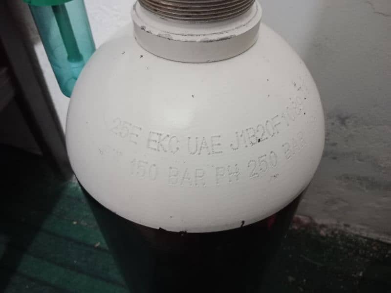 20 kg Oxygen cylinder 0