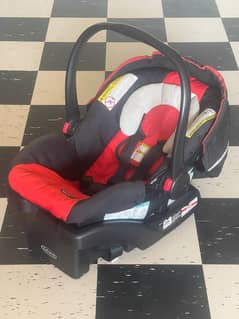 Graco Carrycot + Car Seat (0m to 2yrs)