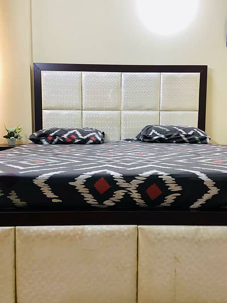 Double Bed king size white mix wood 100% new quality 7