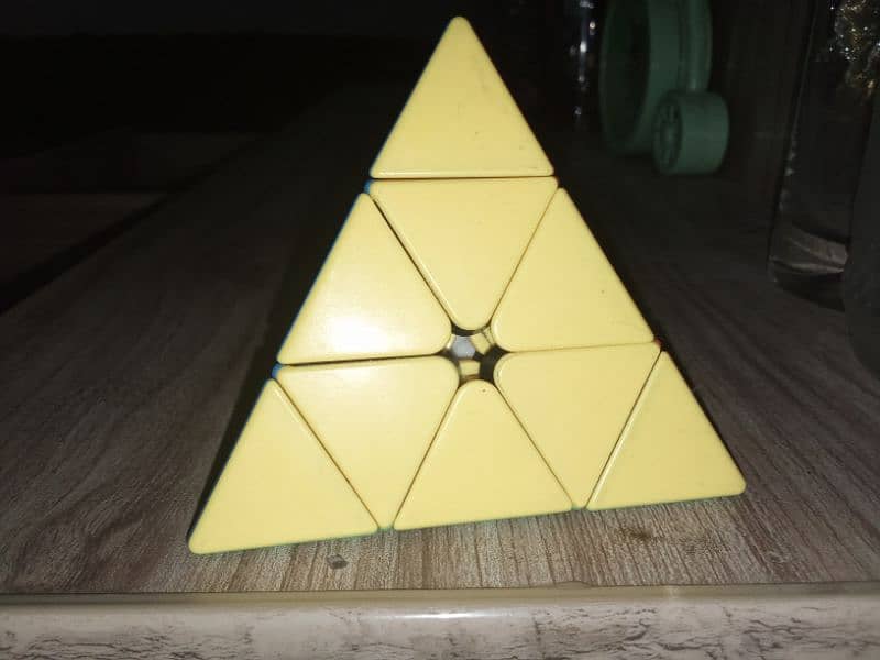 Triangle cube for sale in cheap price 1