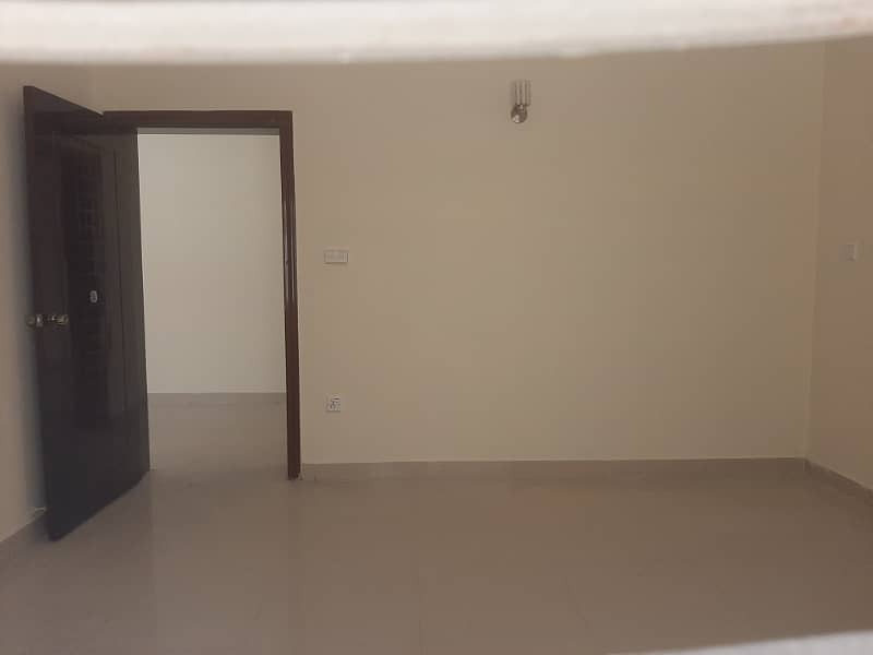 14 Marla Fully Renovated And Good Located House Available For Sale In PAF Falcon Complex Gulberg III Lahore 4