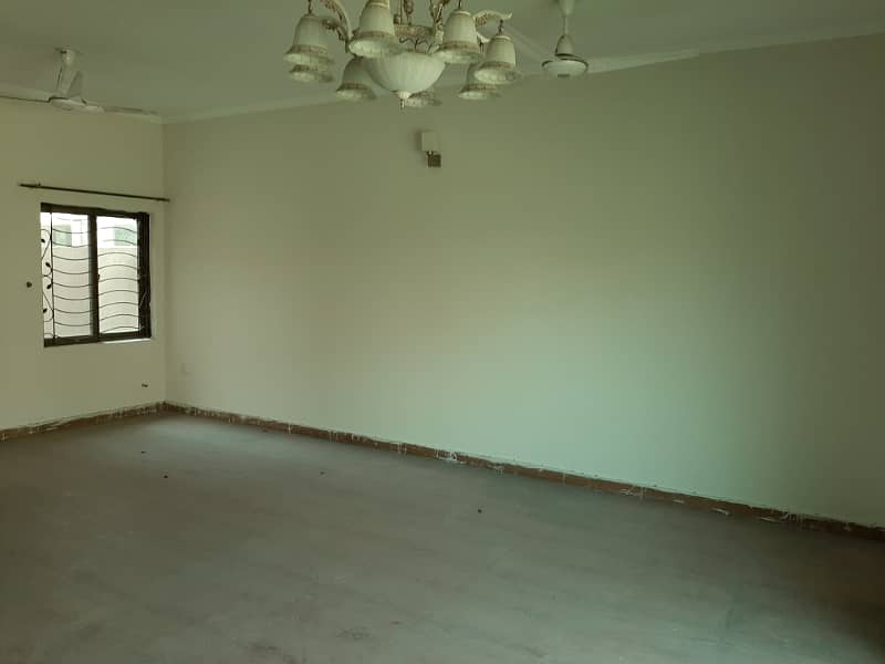 14 Marla Fully Renovated And Good Located House Available For Sale In PAF Falcon Complex Gulberg III Lahore 7