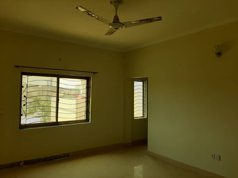 14 Marla Fully Renovated And Good Located House Available For Sale In PAF Falcon Complex Gulberg III Lahore 14