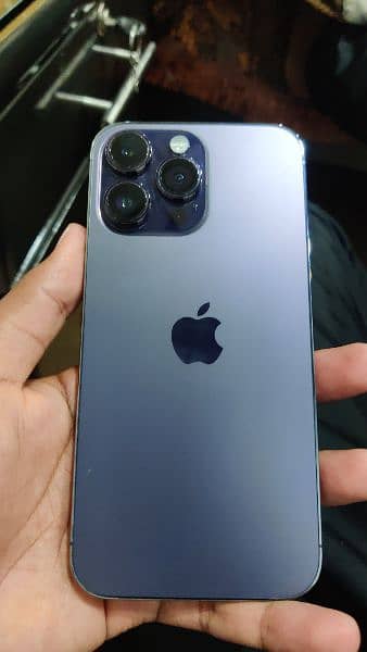iphone 14 Pro max purple 2
