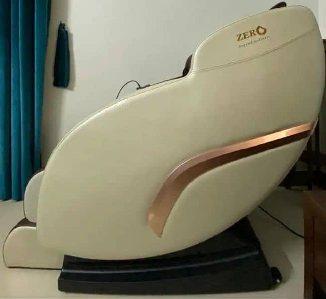 COMPUTERIZED ELECTRIC MASSAGE CHAIR 1