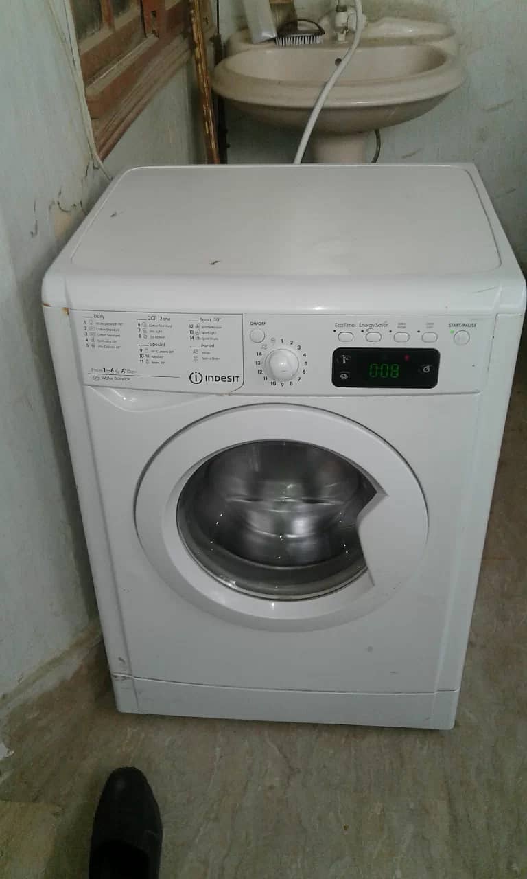 Front loading washing machine 6Kg 2