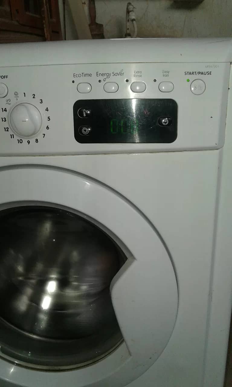Front loading washing machine 6Kg 3