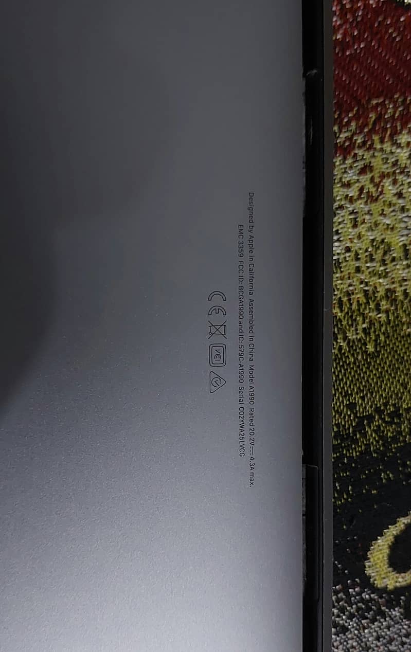 MacBook Pro 2019 TouchBar Core i9 with Box 6