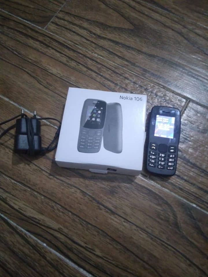 Nokia 106 with box 2
