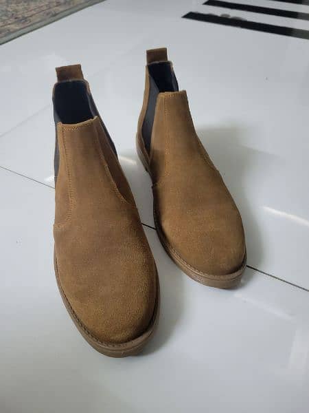suede Chelsea boots 1