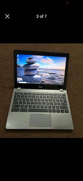 Acer 4gb 128gb chromebook c740 with charger 5