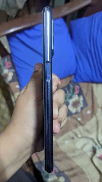 OnePlua in good condition 1