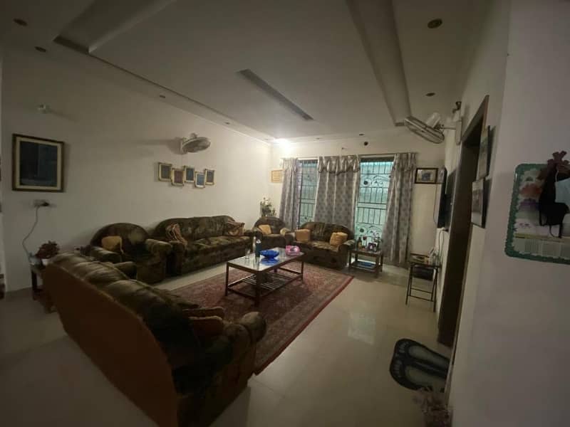 1 Kanal Upper Portion With Gas For Rent 8