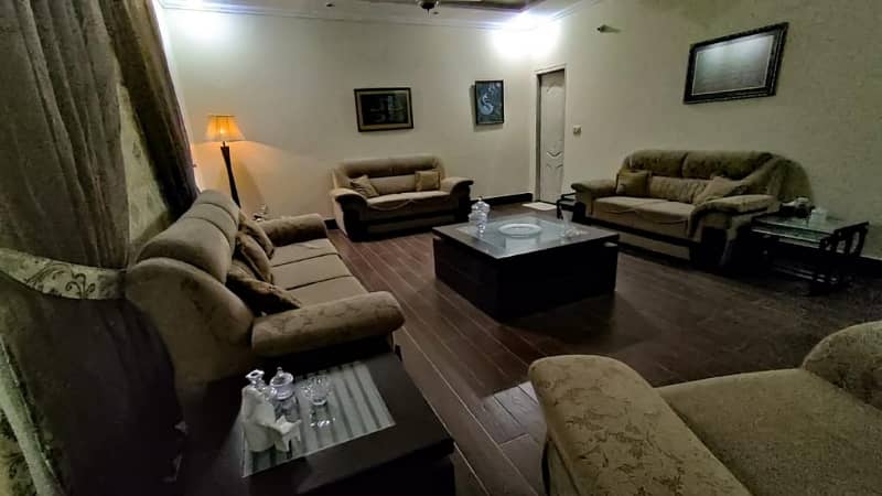 1 Kanal Upper Portion With Gas For Rent 10