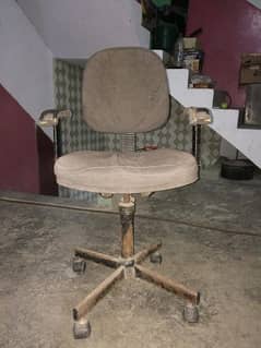 Office chair for sale only 1 chair 0