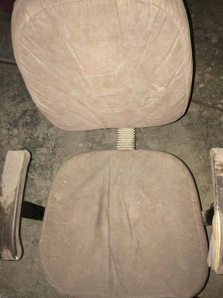 Office chair for sale only 1 chair 5