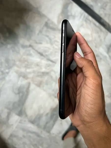 iPhone XR fu sim time available 4