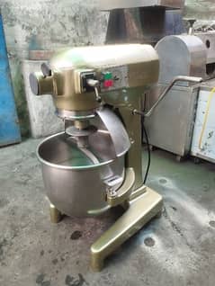 5 kg capacity dough machine HOBART USA 220 voltage original condition