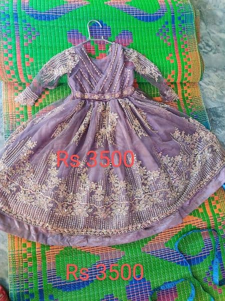 preloved formal dresses small , medium n kids girl 4