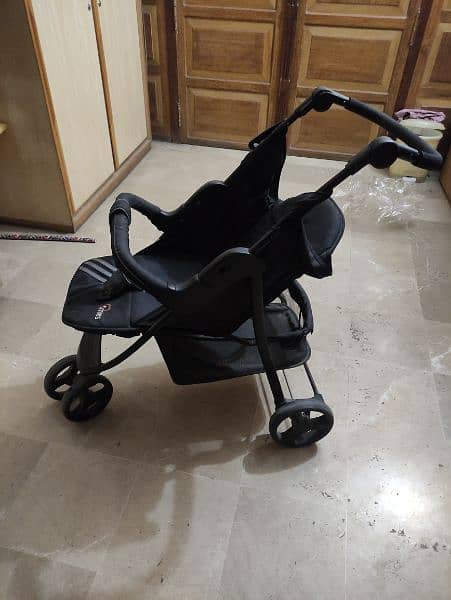 branded tinnies stroller 4