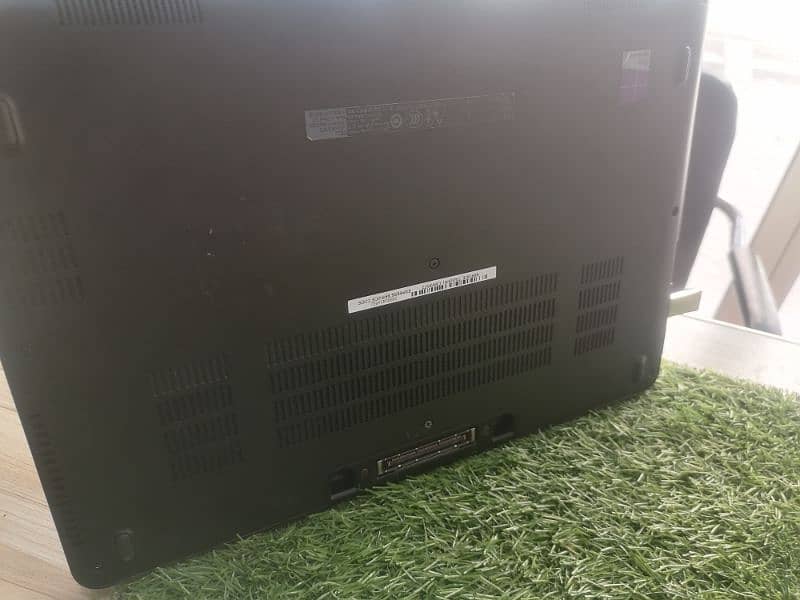 Dell 7270 i7 6th gen with Ddr4 RAM 3