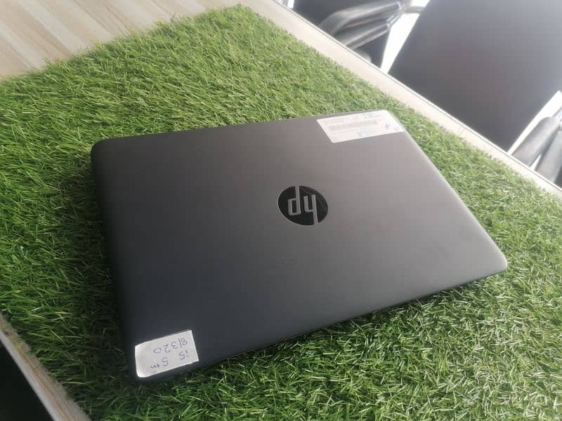 Hp Elitebook 820 G2 i5 5th gen 10