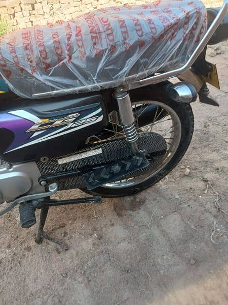 bike Honda 125 model 2020 all punjab namber 8