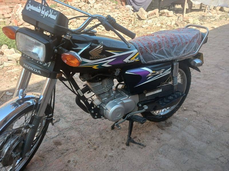 bike Honda 125 model 2020 all punjab namber 10