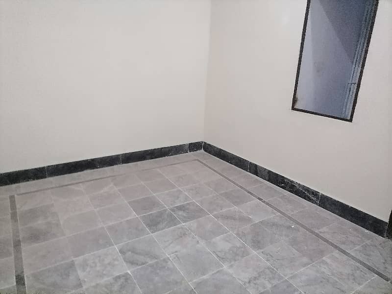 Prime Location 2 Marla Upper Portion Situated In Gulberg For Rent 5