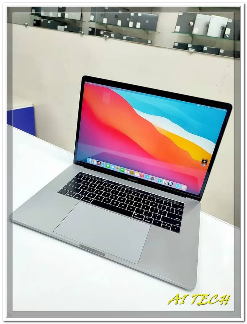 MacBook Pro 2019 Ci9 9th Gen 32GB RAM 500GB SSD 08GB AMD Radeon 5500M 2