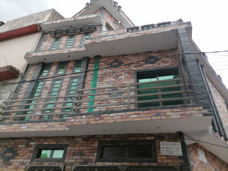 3.5 Marla House Available For Sale In Gulberg 6
