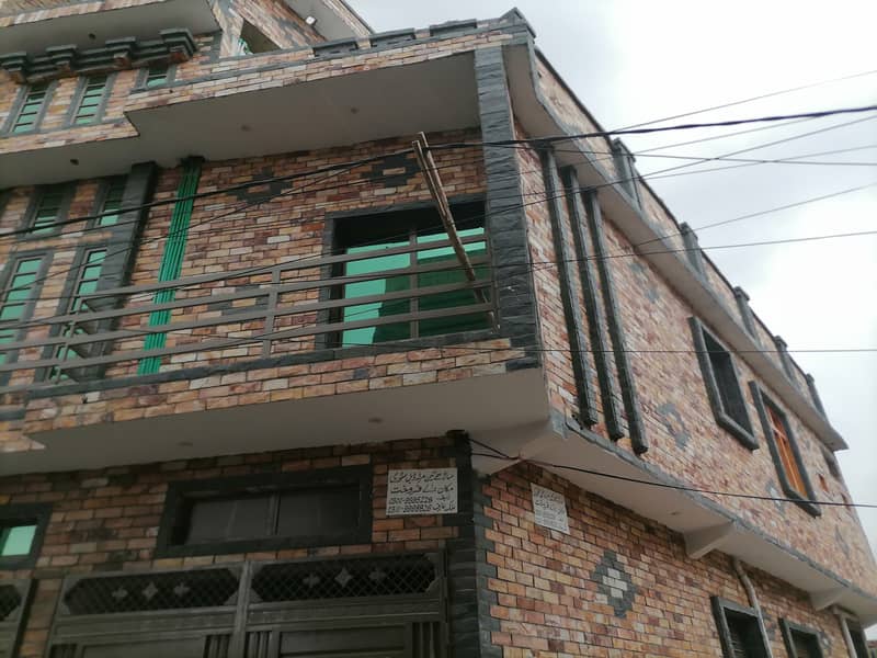 3.5 Marla House Available For Sale In Gulberg 8